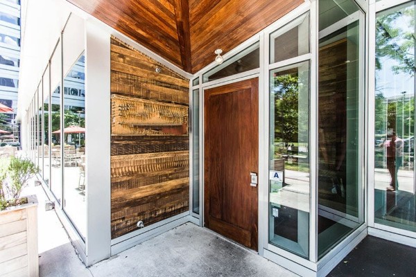 halls-chophouse-columbia-sc-exterior-2