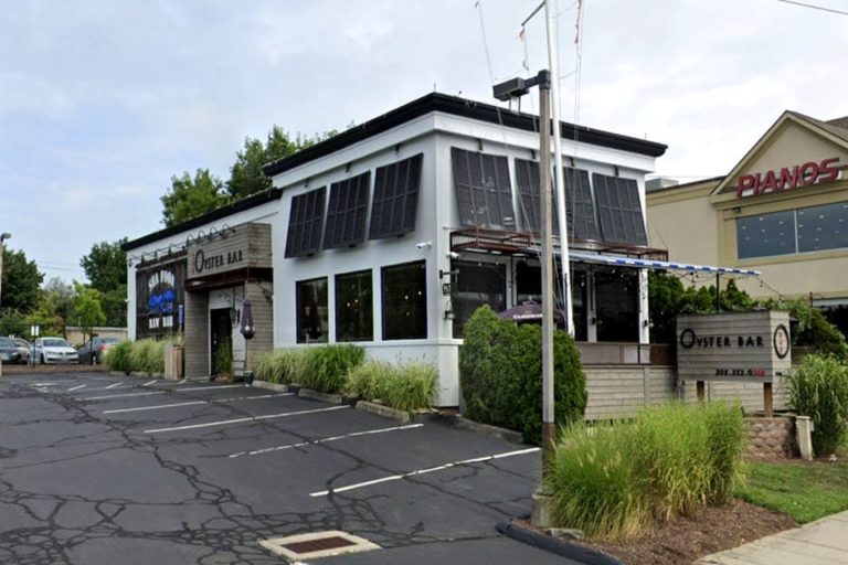 348 oyster bar fairfield ct exterior 2 768x512