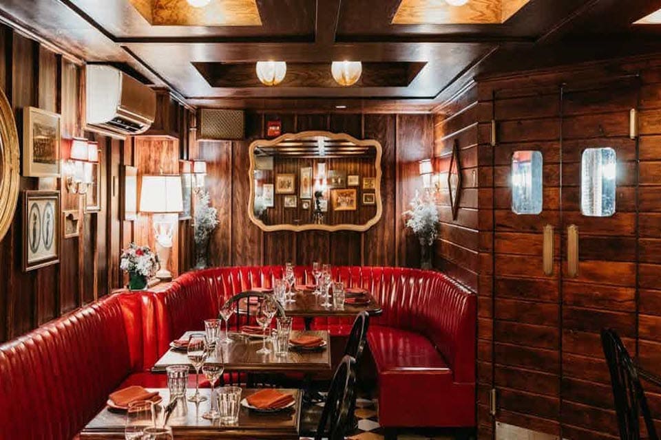 Carbone – Virtual Restaurant Concierge