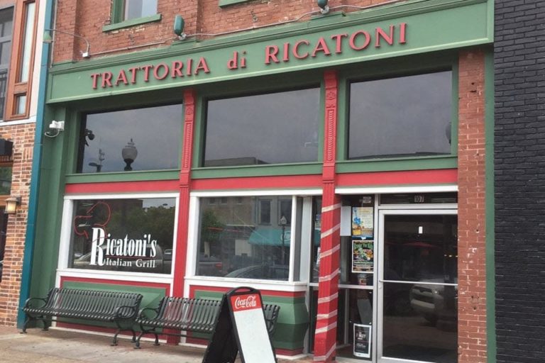 ricatonis italian grill florence al exterior 1 768x512