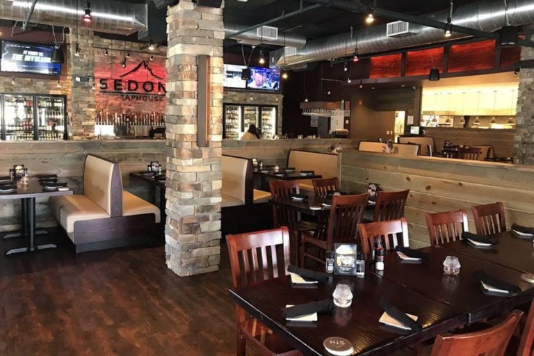 sedona taphouse mamaroneck ny interior 1 768x512