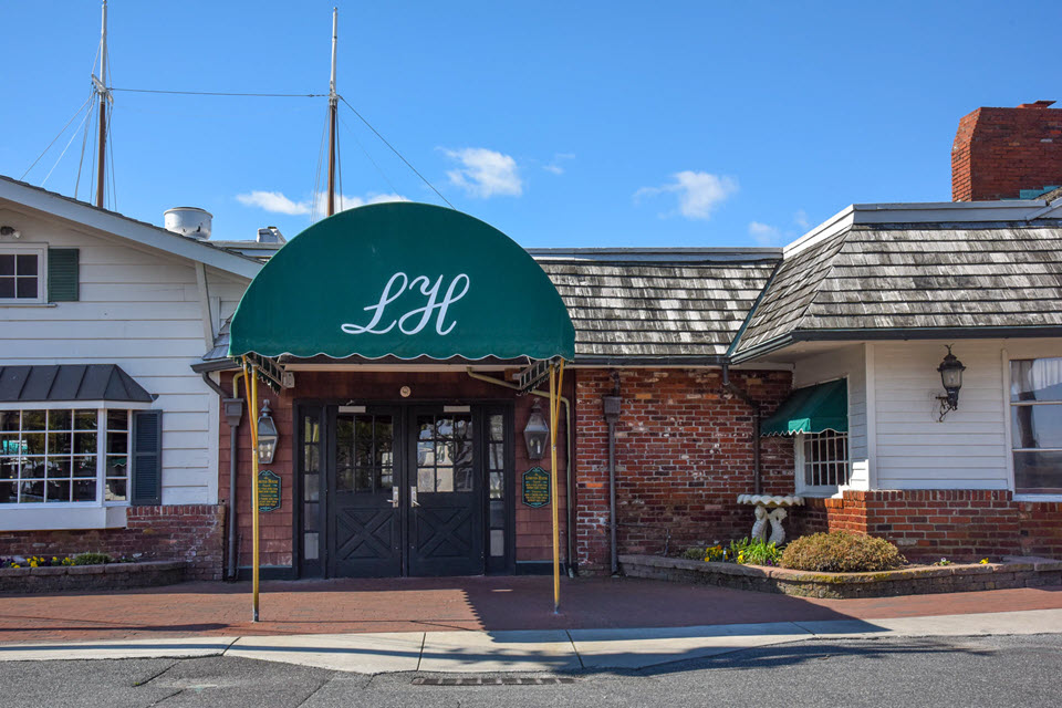 The Lobster House Virtual Restaurant Concierge