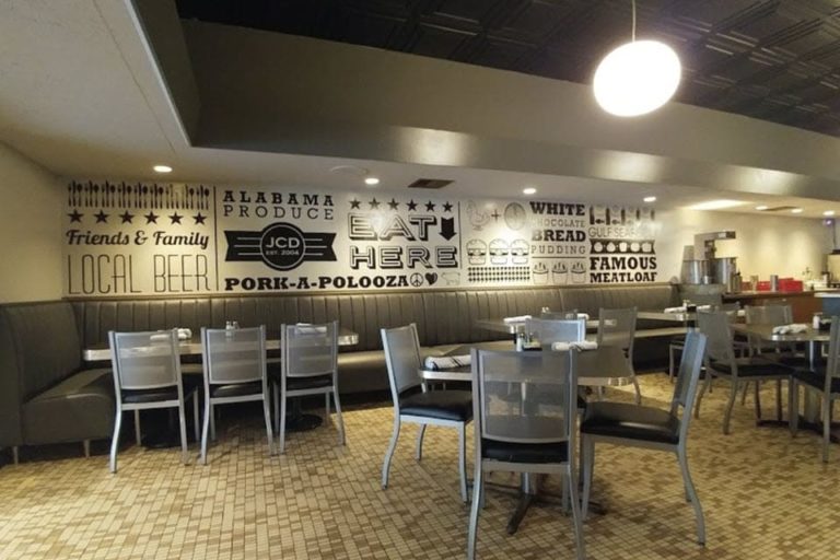 johns city diner birmingham al interior 1 768x512