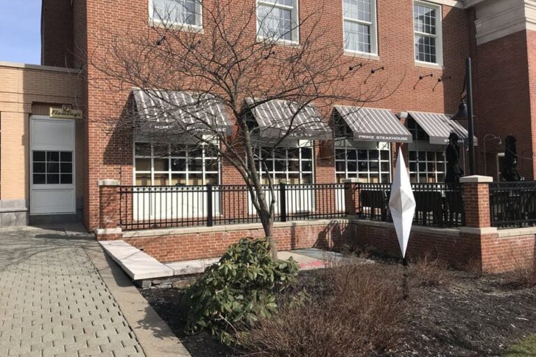 flemings prime steakhouse west hartford ct exterior 2 768x512