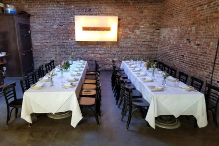 frankies 457 sputino brooklyn ny interior 2 768x512