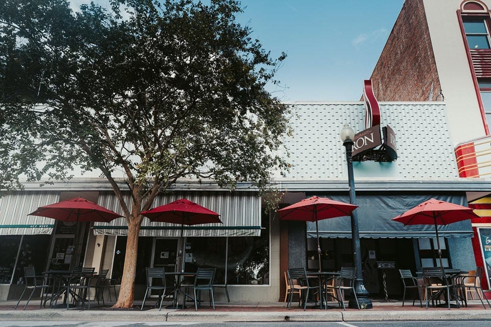 Restaurant IRON Virtual Restaurant Concierge