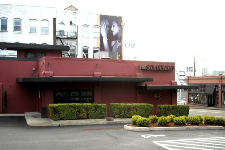 ringside steakhouse portland or exterior 1 768x512