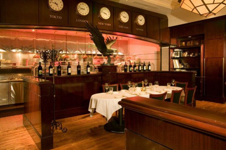 the capital grille denver co interior 1 768x512