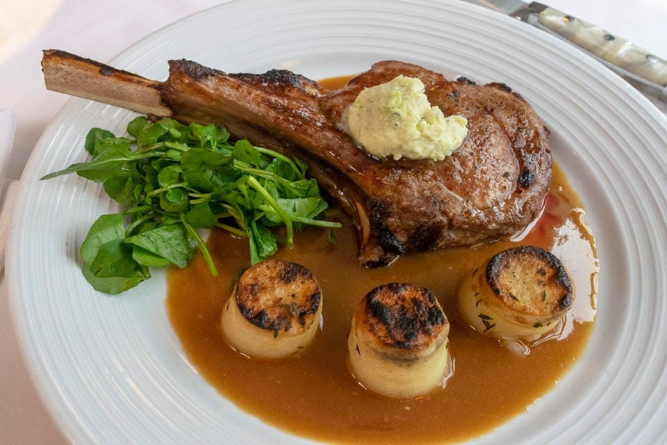 Top Cut Steakhouse Virtual Restaurant Concierge