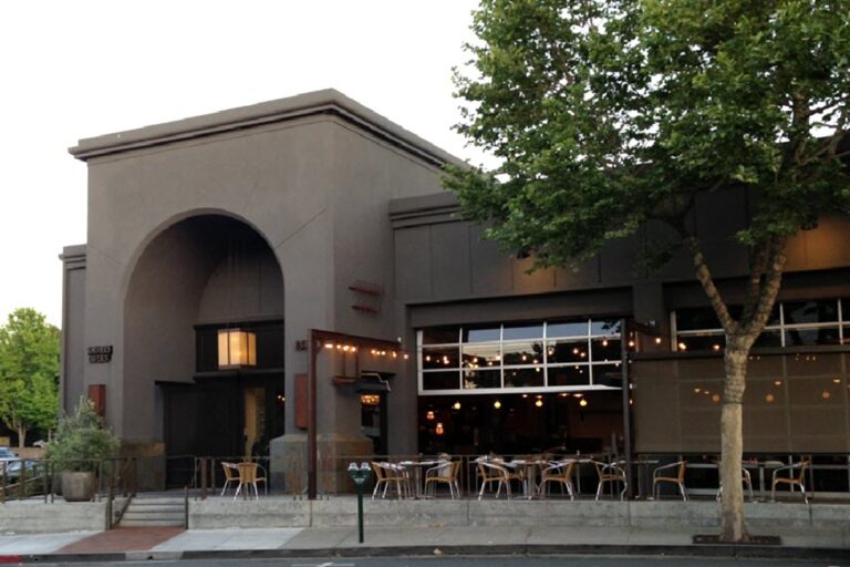 corners tavern walnut creek exterior 1 768x512