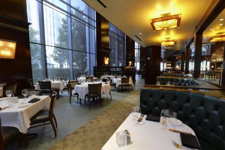 del friscos double eagle steakhouse charlotte nc interior 1 768x512