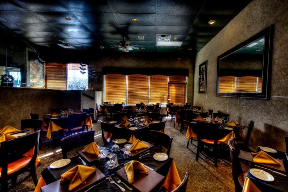 Piccolo Mondo Restaurant Virtual Restaurant Concierge