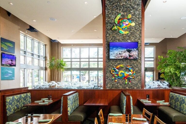 400 beach seafood and tap house st petersburg fl interior 1 768x512