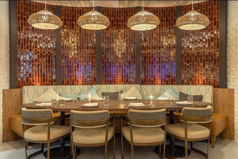 lionfish modern coastal cuisine delray beach fl interior 4 768x512