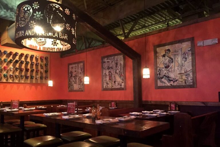 el barrio cantina and tequila bar southampton pa interior 4 768x512