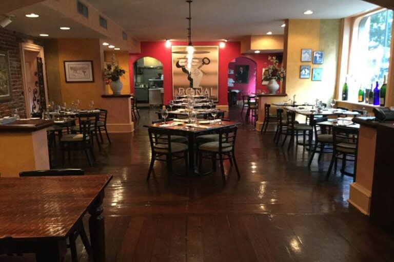 hampton street vineyard columbia sc interior 1 768x512