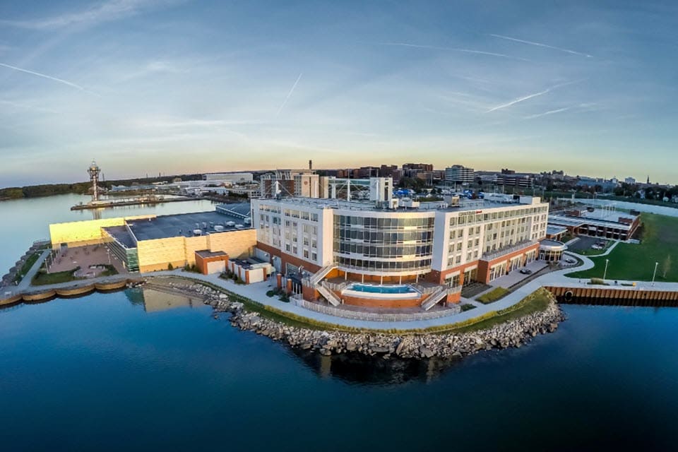 Shoreline Bar & Grille Virtual Restaurant Concierge