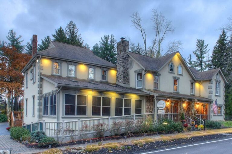 the frogtown chophouse cresco pa exterior 1 768x512