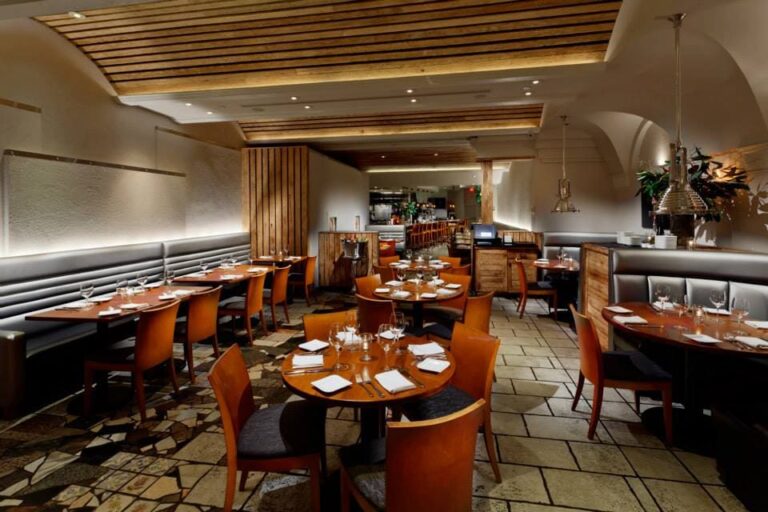 sole ristorante new canaan ct interior 1 768x512