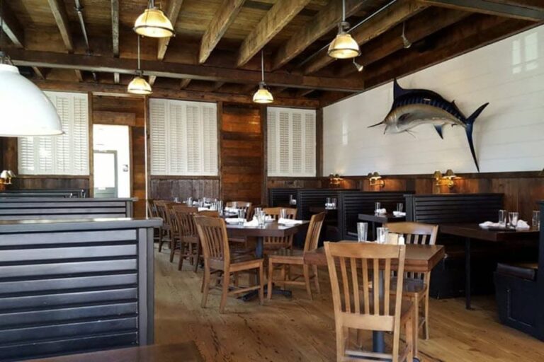 midtown oyster bar newport ri interior 1 768x512