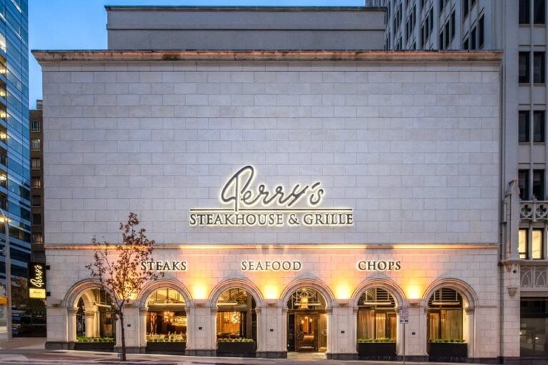 perrys steakhouse austin tx exterior 1 768x512