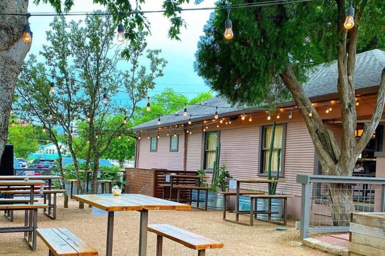 the salty sow austin tx outside 1 768x512