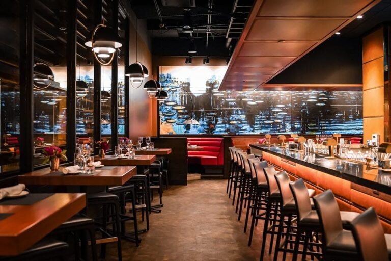 hudson yards grill new york ny interior 1 1 768x512