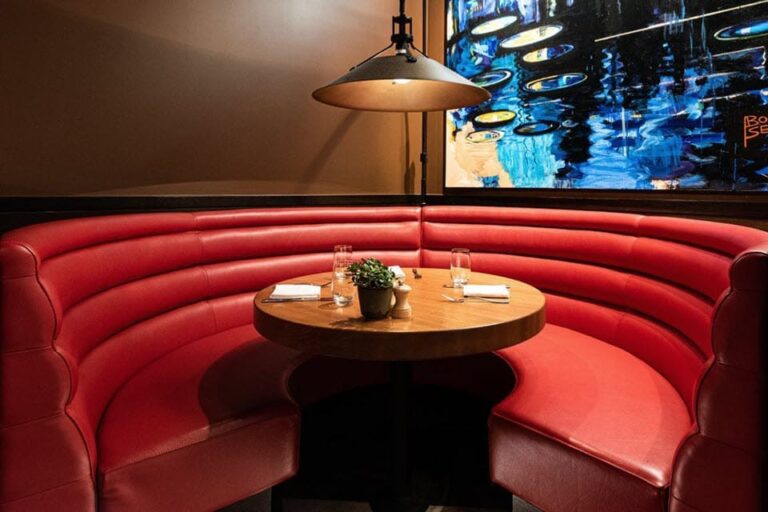hudson yards grill new york ny interior 7 1 768x512