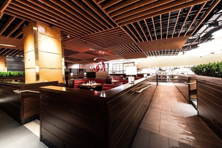 hudson yards grill new york ny interior 9 1 768x512