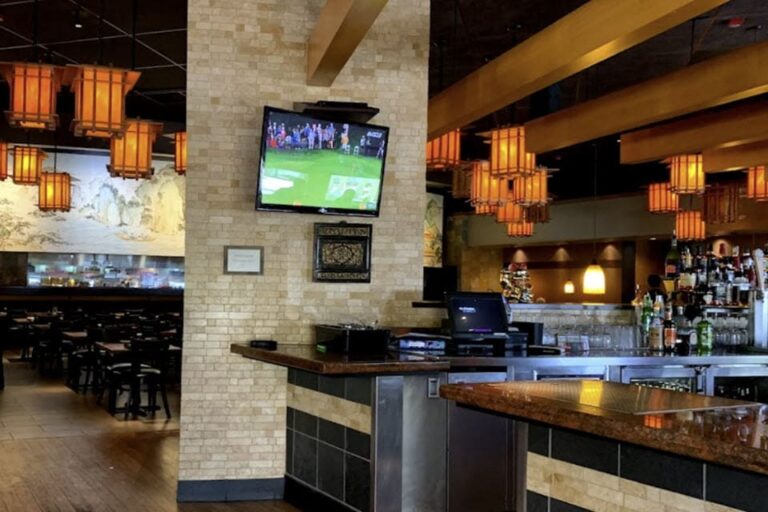 pf changs china bistro hackensack nj interior 1 768x512