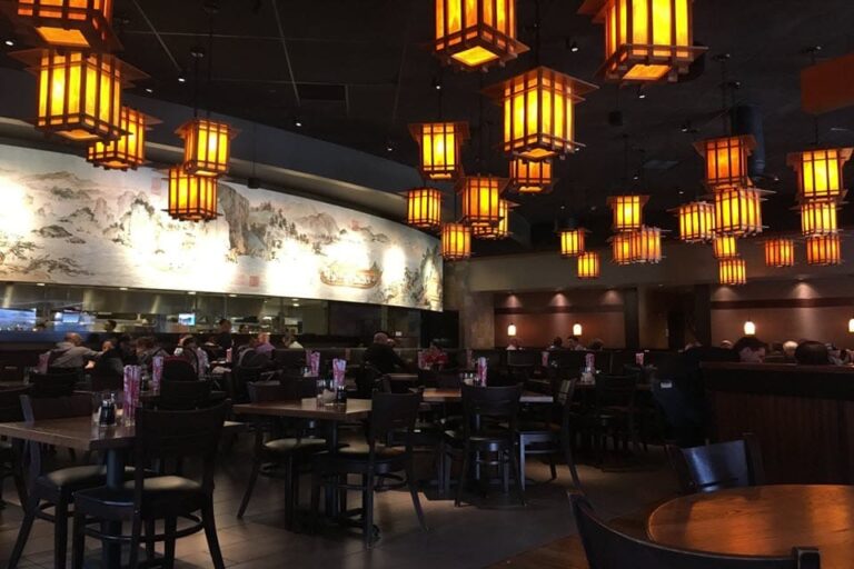pf changs china bistro hackensack nj interior 3 768x512