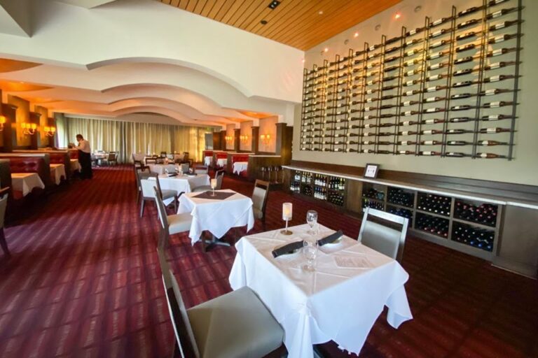 ruths chris steakhouse sacramento ca interior 2 768x512