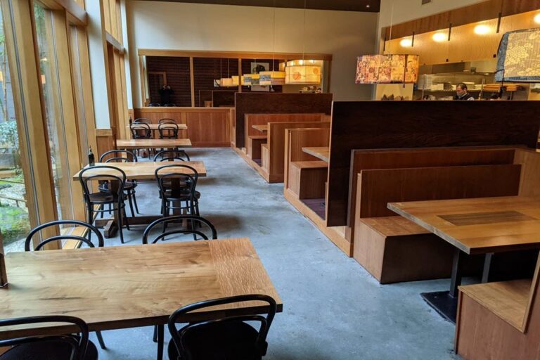 momiji seattle wa interior 1 768x512