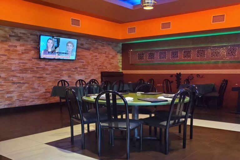 tum thai kenilworth nj interior 4 768x512