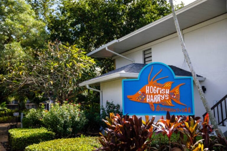 hogfish harrys naples fl exterior 2 768x512