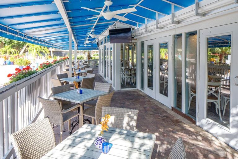 hogfish harrys naples fl outside 1 768x512