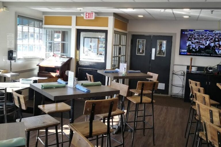 the landing restaurant marblehead ma interior 5 768x512