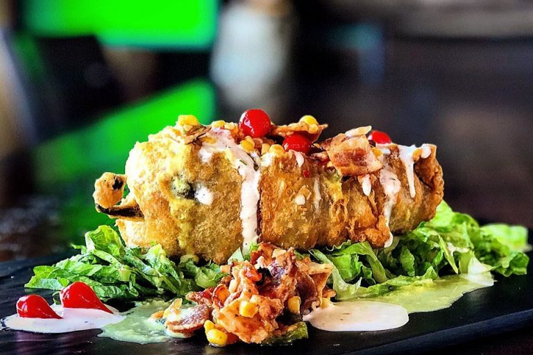 coldwater oyster market and bar fort myers fl food 1 768x512