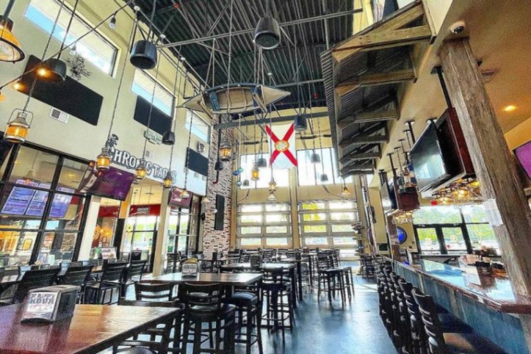 coldwater oyster market and bar fort myers fl interior 2 768x512