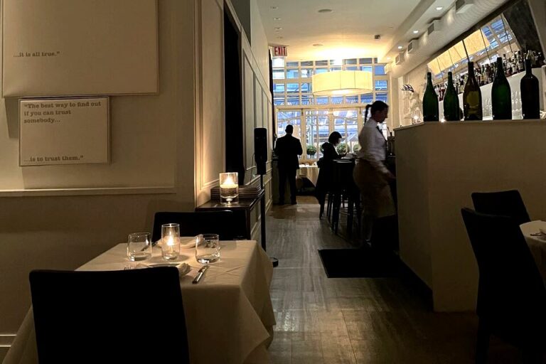 il mulino prime new york ny interior 2 768x512