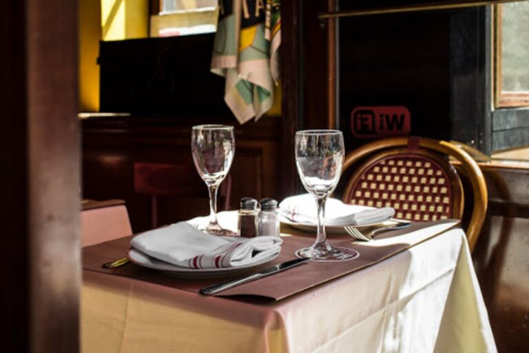 match 65 brasserie new york ny interior 6 768x512