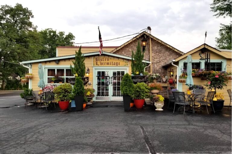 bistro lhermitage woodbridge va exterior 1 768x512