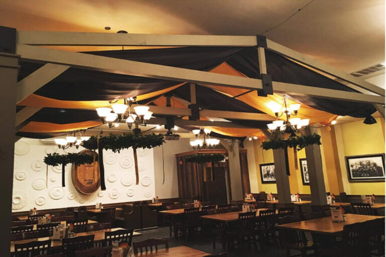 brauhaus schmitz philadelphia pa interior 9 768x512