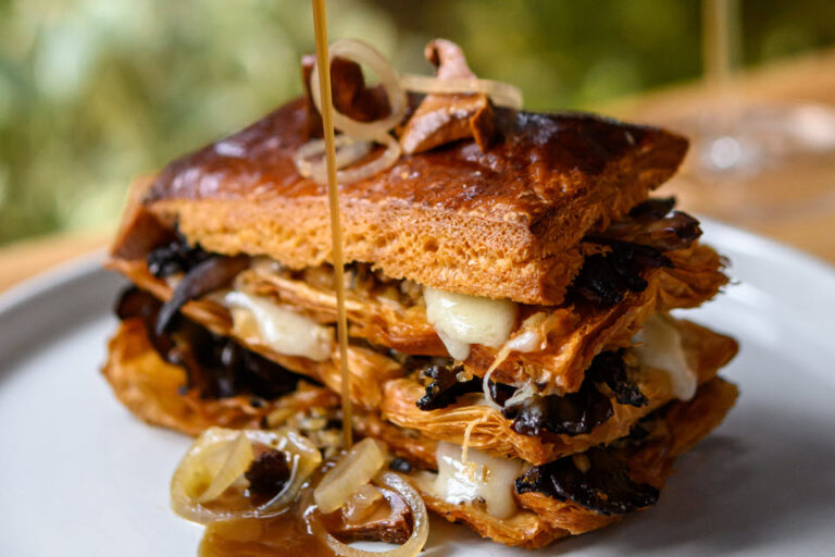 claud new york ny food 1 768x512