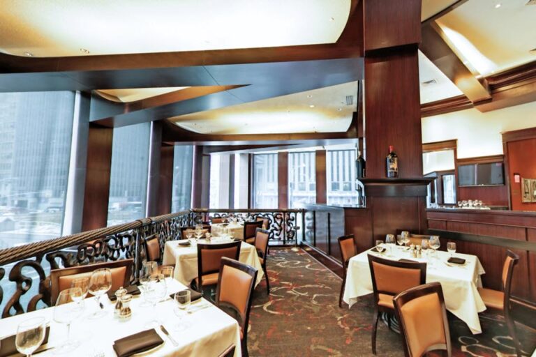 del friscos double eagle steakhouse new york ny interior 10 768x512