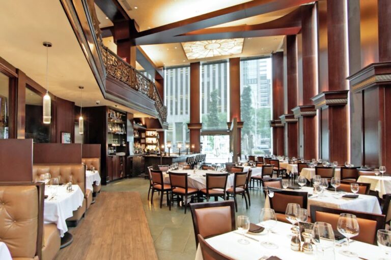 del friscos double eagle steakhouse new york ny interior 8 768x512