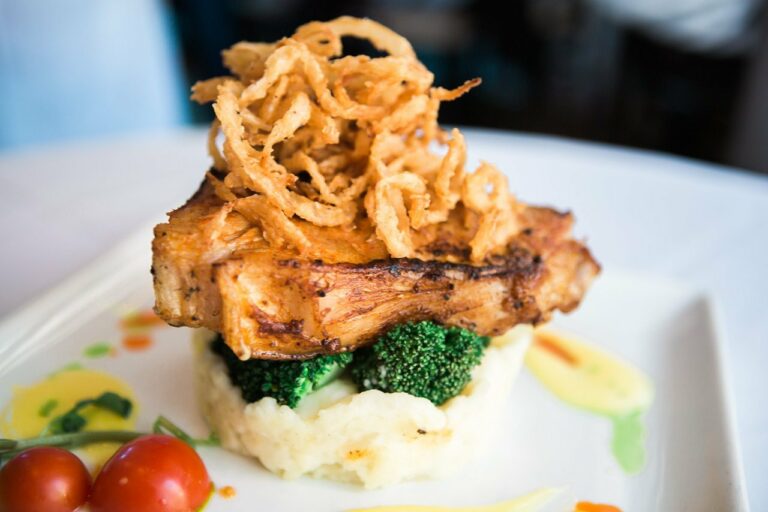 the warehouse alexandria va food 1 768x512