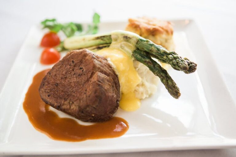 the warehouse alexandria va food 3 768x512