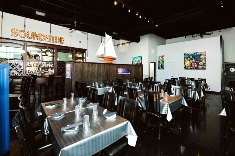 soundside steaks and seafood morehead city nc interior 1 1 768x512