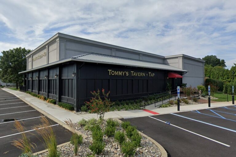 tommys tavern and tap freehold nj exterior 2 768x512